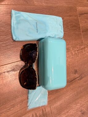 Tiffany & Co. Tortoiseshell Sunglasses with Tiffany Blue Case